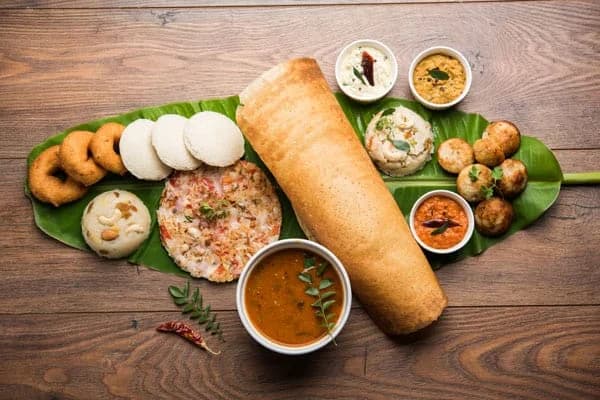 Carbs ပါဝင်မှုနည်းပါးပြီး ဝိတ်ချနေသူတွေအတွက် သင့်တော်တဲ့ အိန္ဒိယနံနက်စာ ၅ မျိုး